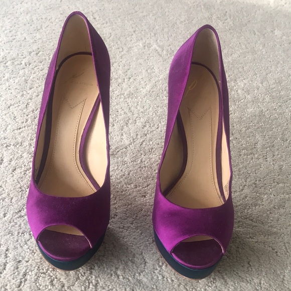 Like new. No shoe box. - Picture 2 of 2